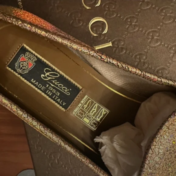 Gucci Gold/Pink Women's Loafers - Picture 4 of 7